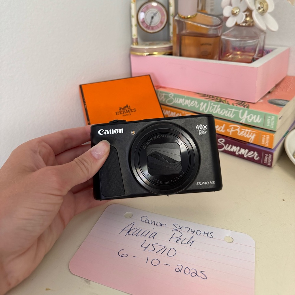 Canon - PowerShot SX740 HS 20.3-Megapixel Digital Camera - Black - Picture 3 of 6